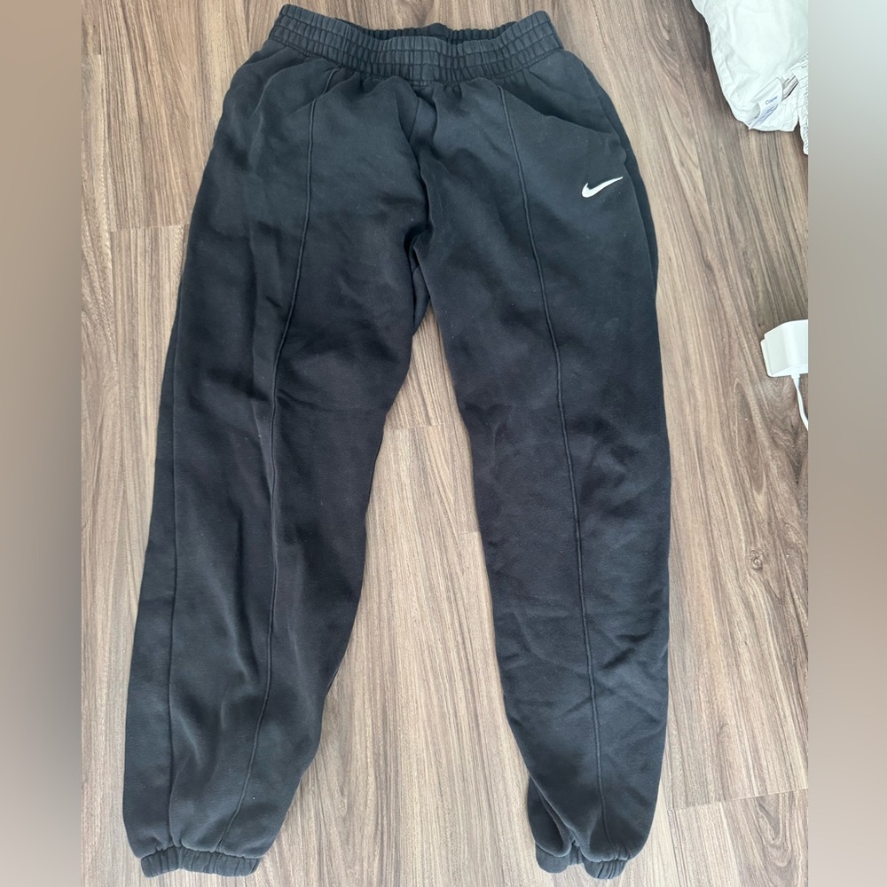 Nike Black Sweatpants - Medium